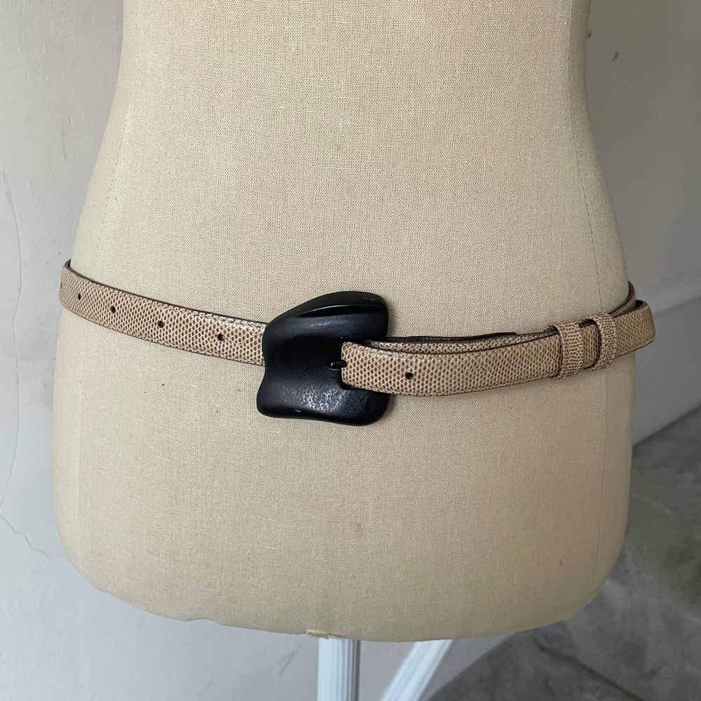 Beige Textured Women's Belt with Black Sculpted Buckle